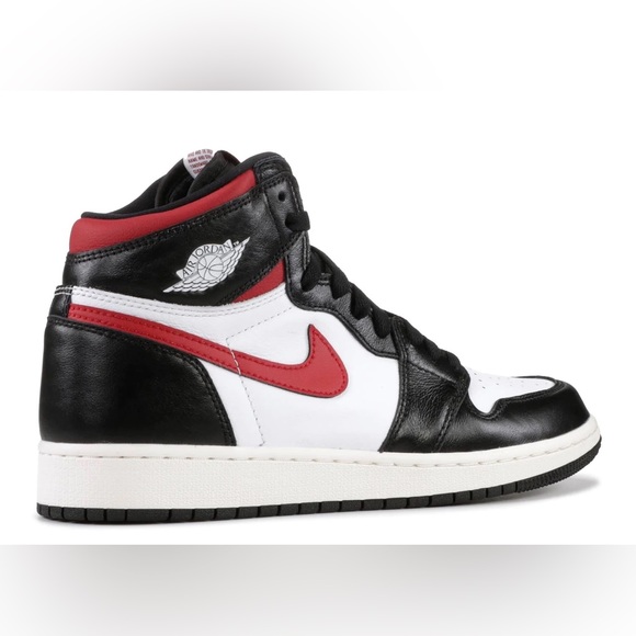 New in Box AIR JORDAN 1 RETRO HIGH OG GS 'GYM RED' - Picture 4 of 14